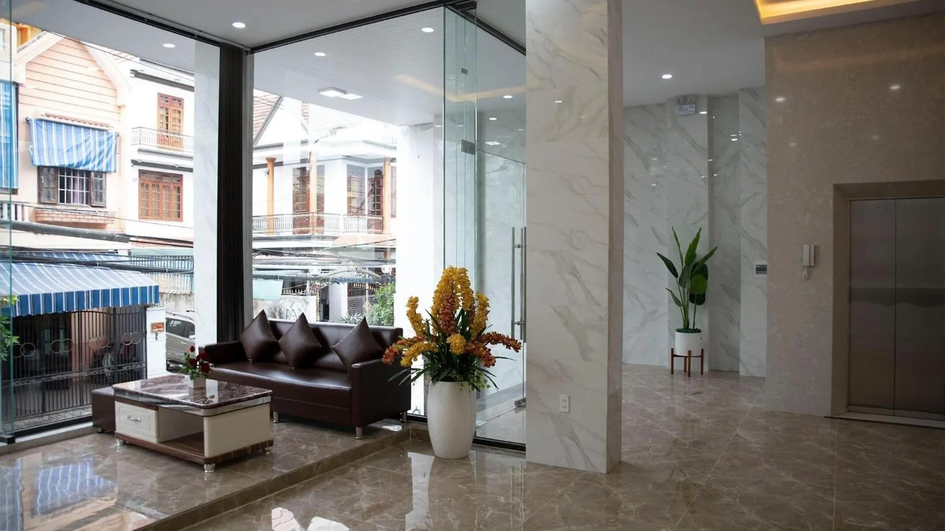 Miss Hotel Da Nang 2*,